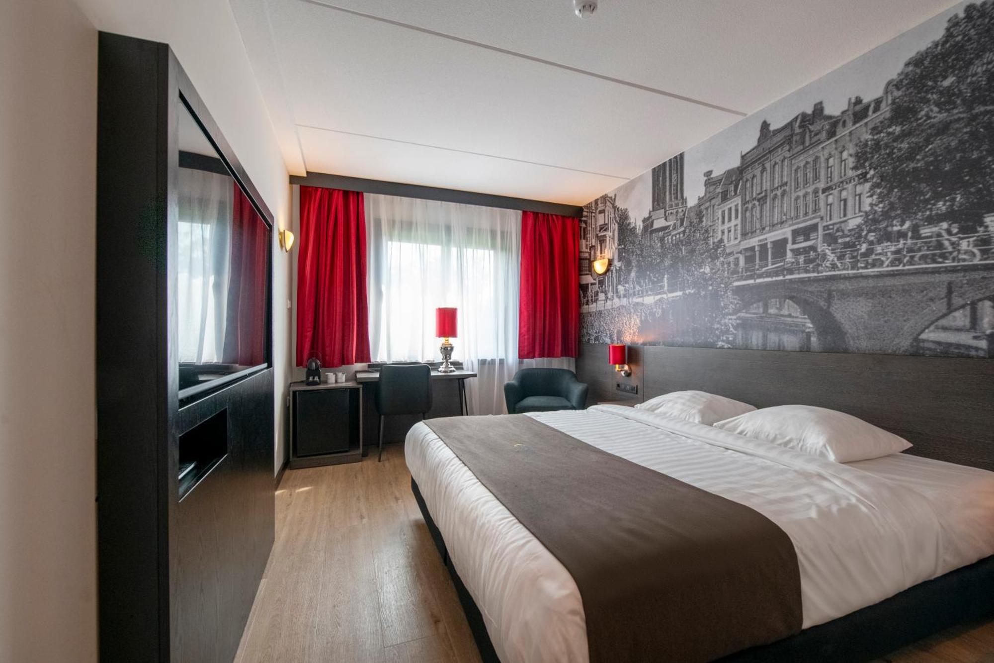 Bastion Hotel Rotterdam Alexander Exteriör bild
